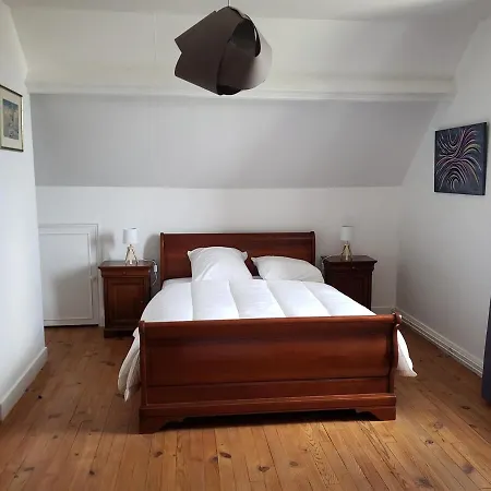 10-person In Barfleur